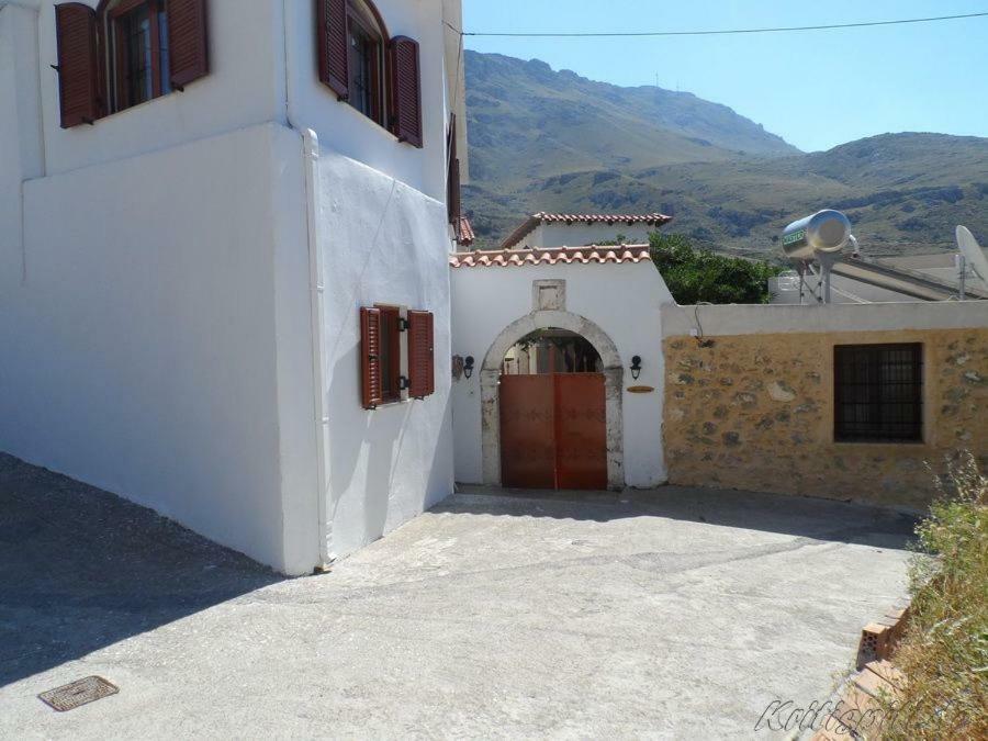 Holiday home Liolio's Manor *